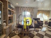 Sale - Apartment / Flat - Elche - El Toscar