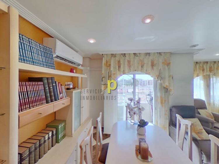 Sale - Apartment / Flat - Elche - El Toscar