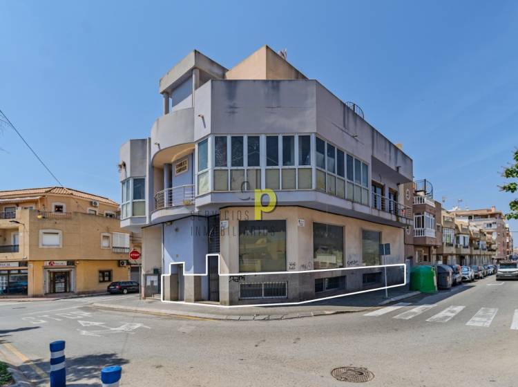  - Local  - Torrevieja