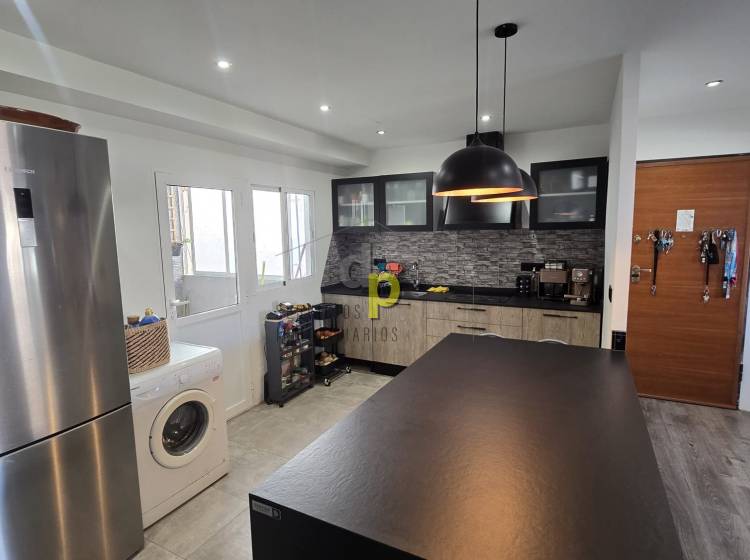 Sale - Apartment / Flat - Torrellano