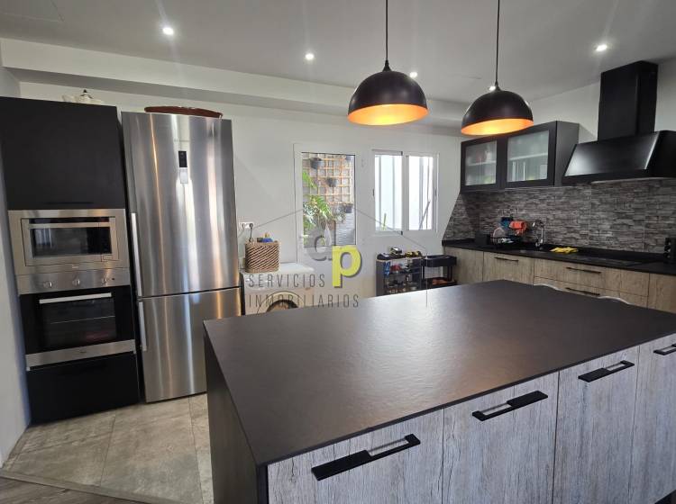 Sale - Apartment / Flat - Torrellano