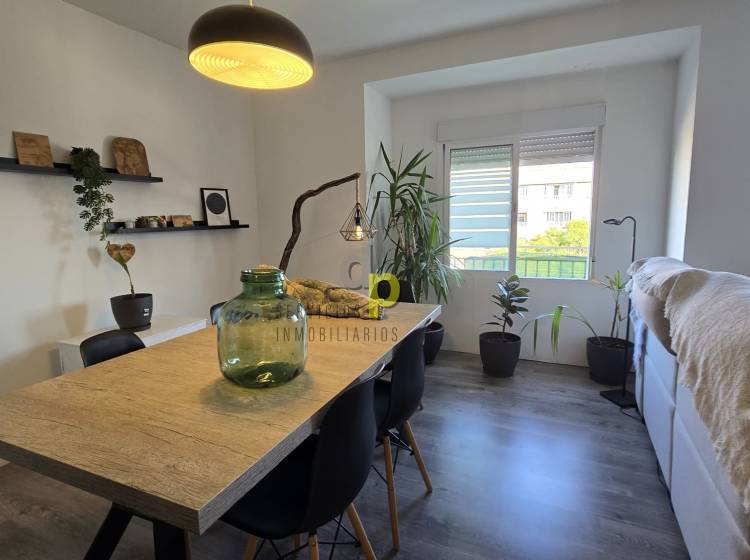 Sale - Apartment / Flat - Torrellano