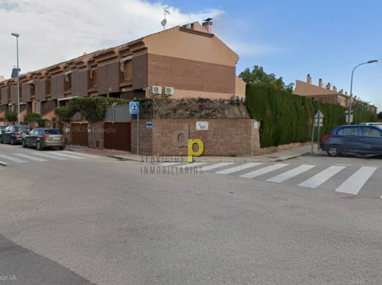 Sale - Townhouse - San Juan de Alicante