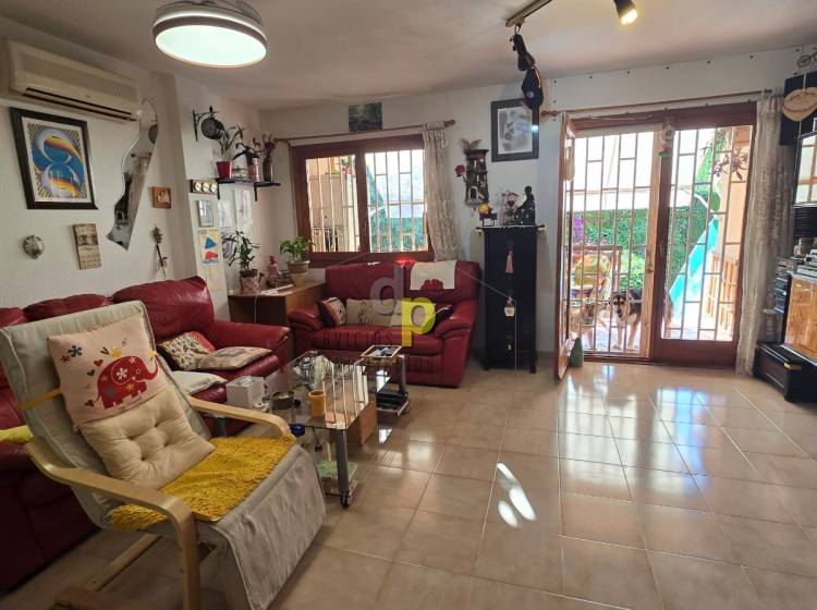 Sale - Townhouse - San Juan de Alicante