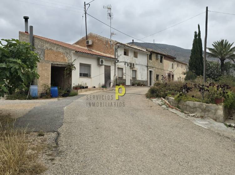 Venta - Casa adosada - Hondón de las Nieves