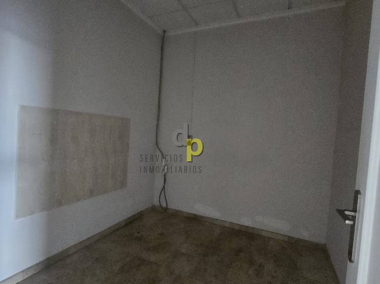 Sale - Local - Torrellano