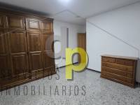 Alquiler larga temporada - Apartamento / Piso - Torrellano