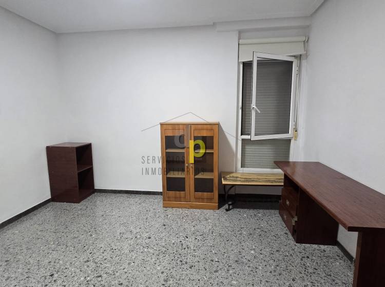 Alquiler larga temporada - Apartamento / Piso - Torrellano