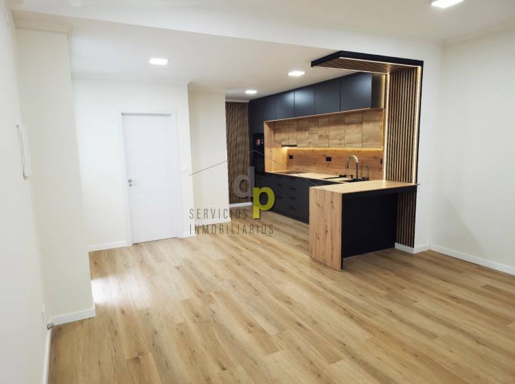 Sale - Apartment / Flat - Torrellano