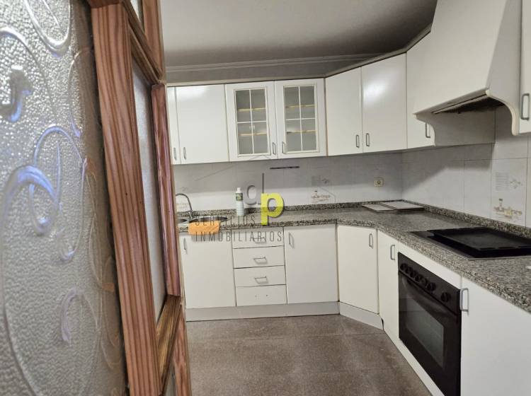 Sale - Apartment / Flat - Torrellano