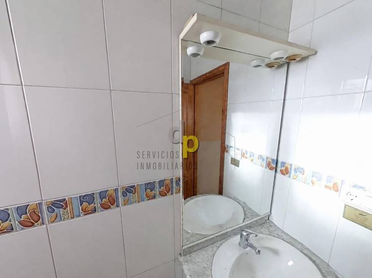 Sale - House - Torrellano